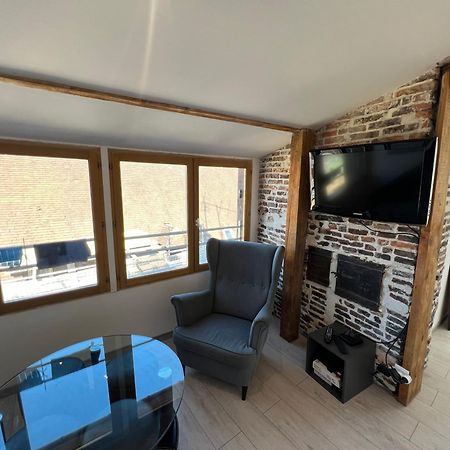 Bellevue Appartement Sous Les Toits Hypercentre Climatise Dole Eksteriør billede