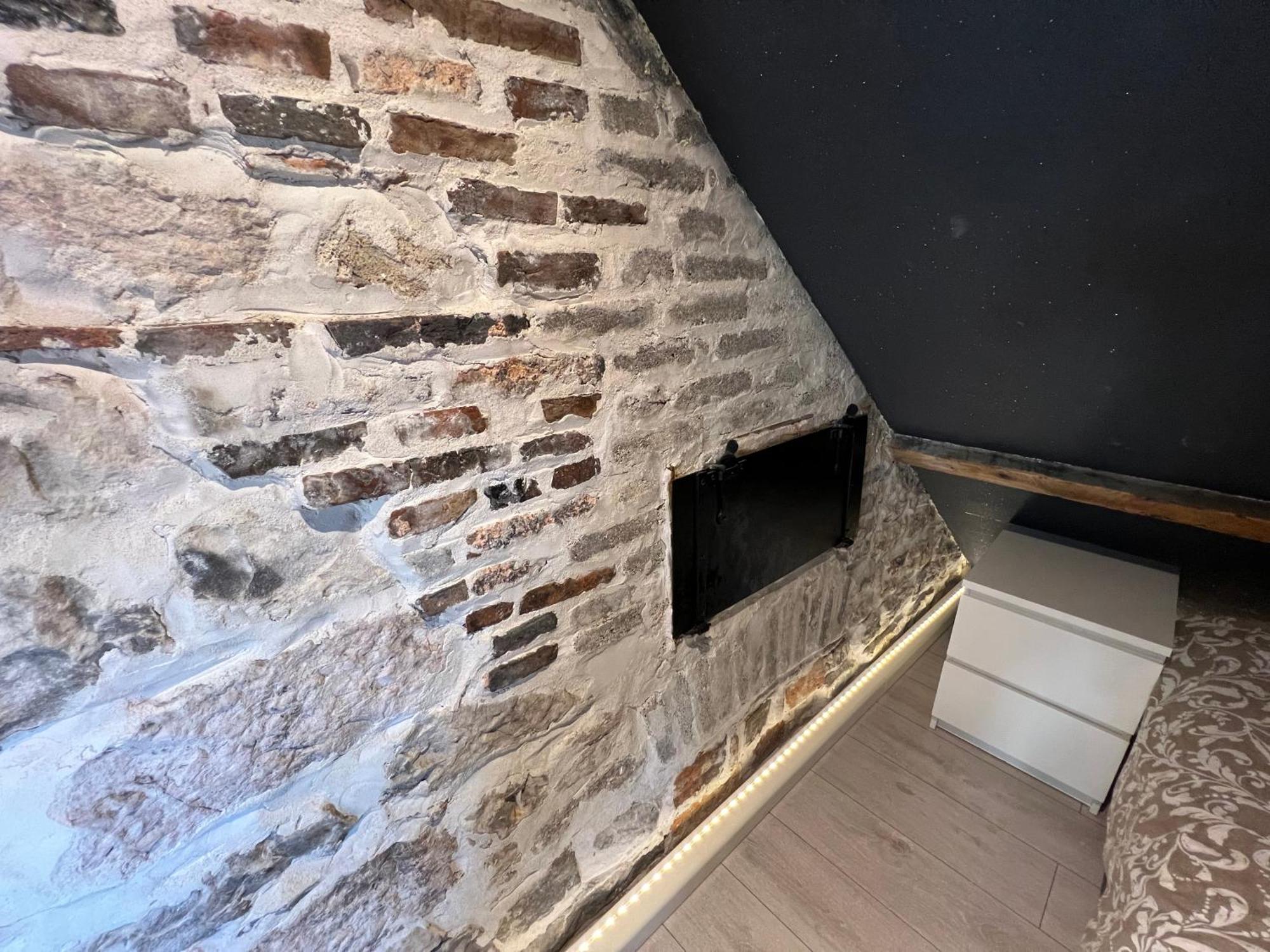 Bellevue Appartement Sous Les Toits Hypercentre Climatise Dole Eksteriør billede